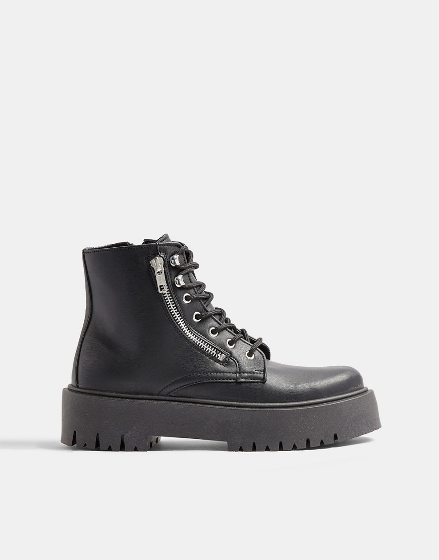 Topshop zip chunky boots in black | Fashion Gone Rogue