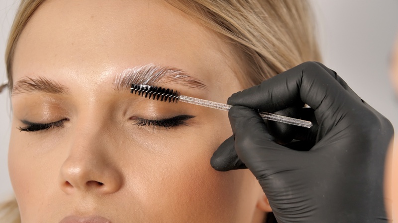 Woman Eyebrow Lamination Treatment