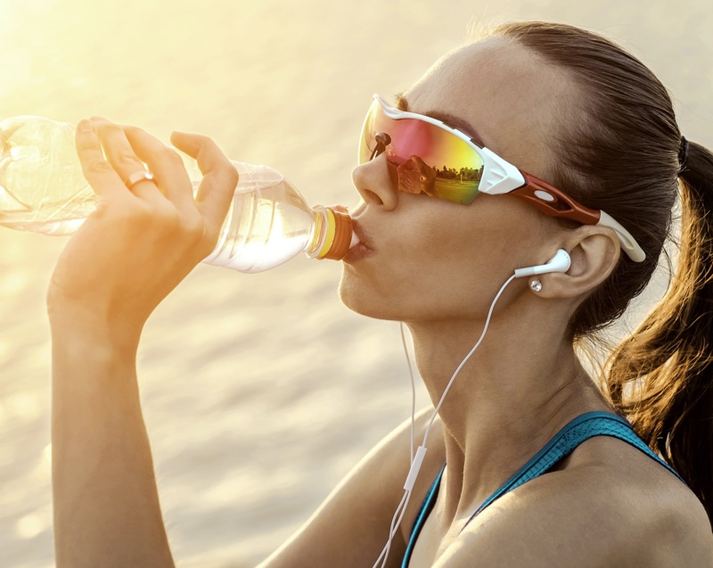 Woman Water Bottle Runner Sunglasses