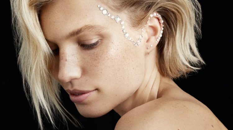 Xanthe Wijma Wears Glitter Beauty for L’Officiel Brazil