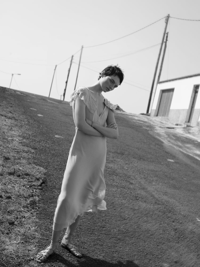 Model Fran Summers poses in Zara bridal embroidered ruffle nightgown.