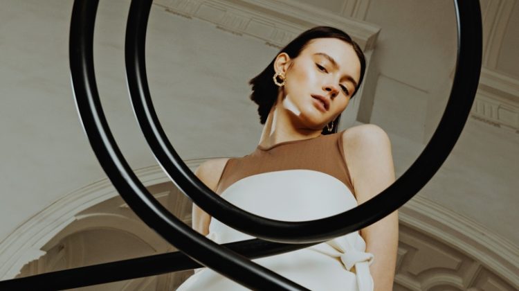 Birgit Veegen Poses With Works of Art for Mujer Hoy