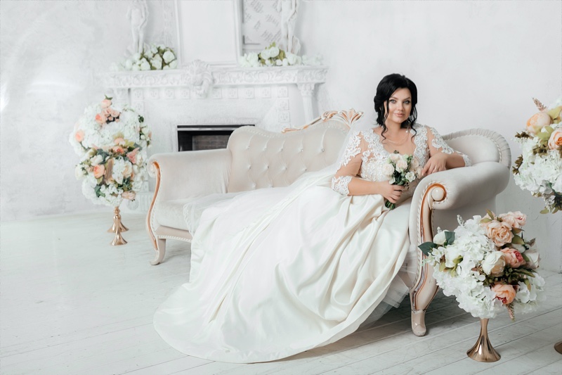 Plus Size Bride Sitting Wedding Dress