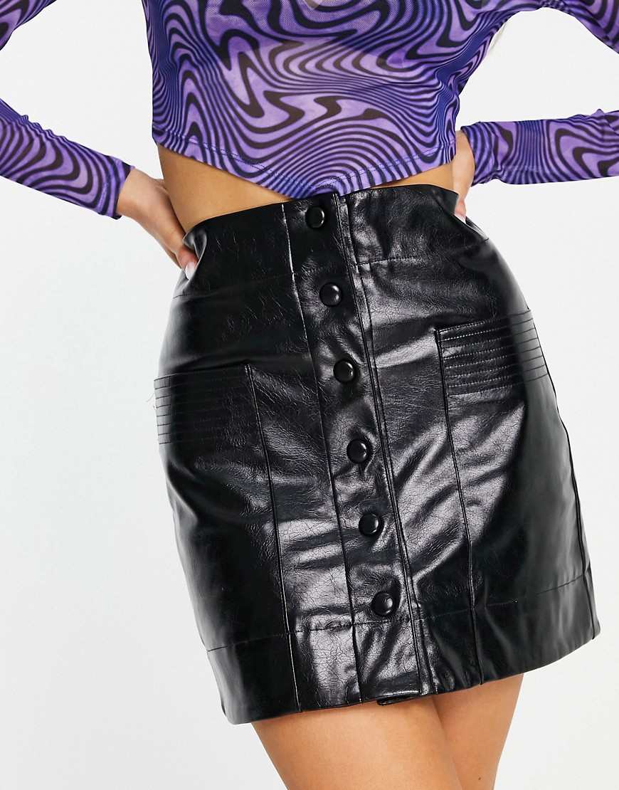 Topshop button up pocket PU mini skirt in black | Fashion Gone Rogue