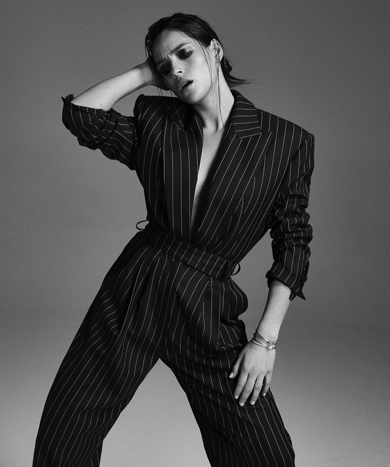 Adria Arjona Black Pantsuit