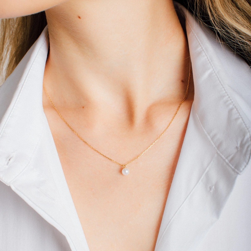 AuRate Simple Pearl Necklace