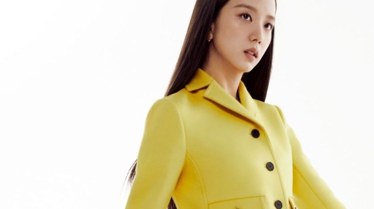 Jisoo Channels Retro Style With Dior Spring 2022 Collection