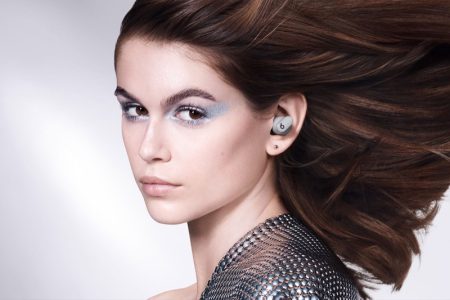 Kaia Gerber Gets Futuristic for Beats Studio Buds Kaia Gerber Silver Makeup Beats
