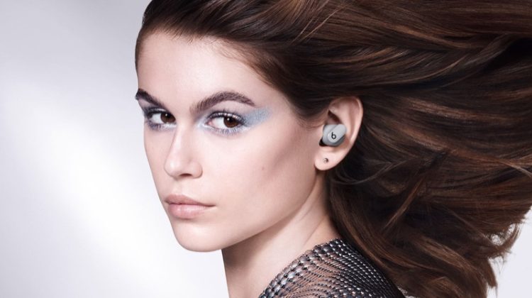 Kaia Gerber Silver Makeup Beats