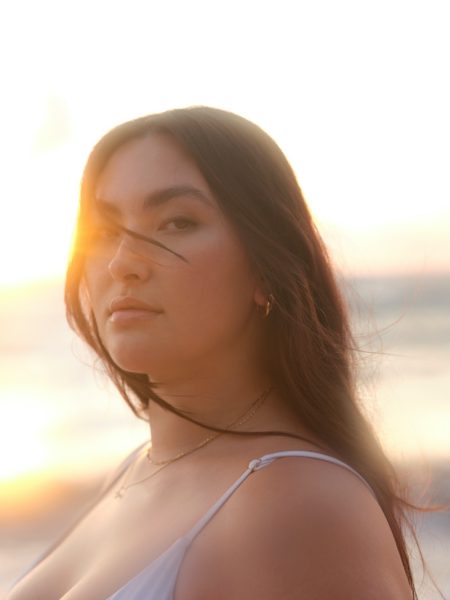 Yumi Nu is the Face of Victoria's Secret's Bombshell Sundrenched Fragrance Victoria's Secret Bombshell Sundrenched Fragrance Campaign