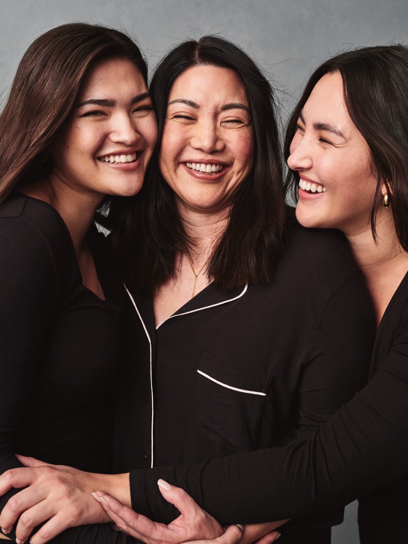 Yumi Nu Mother Sister Victoria's Secret 2022 Campaign