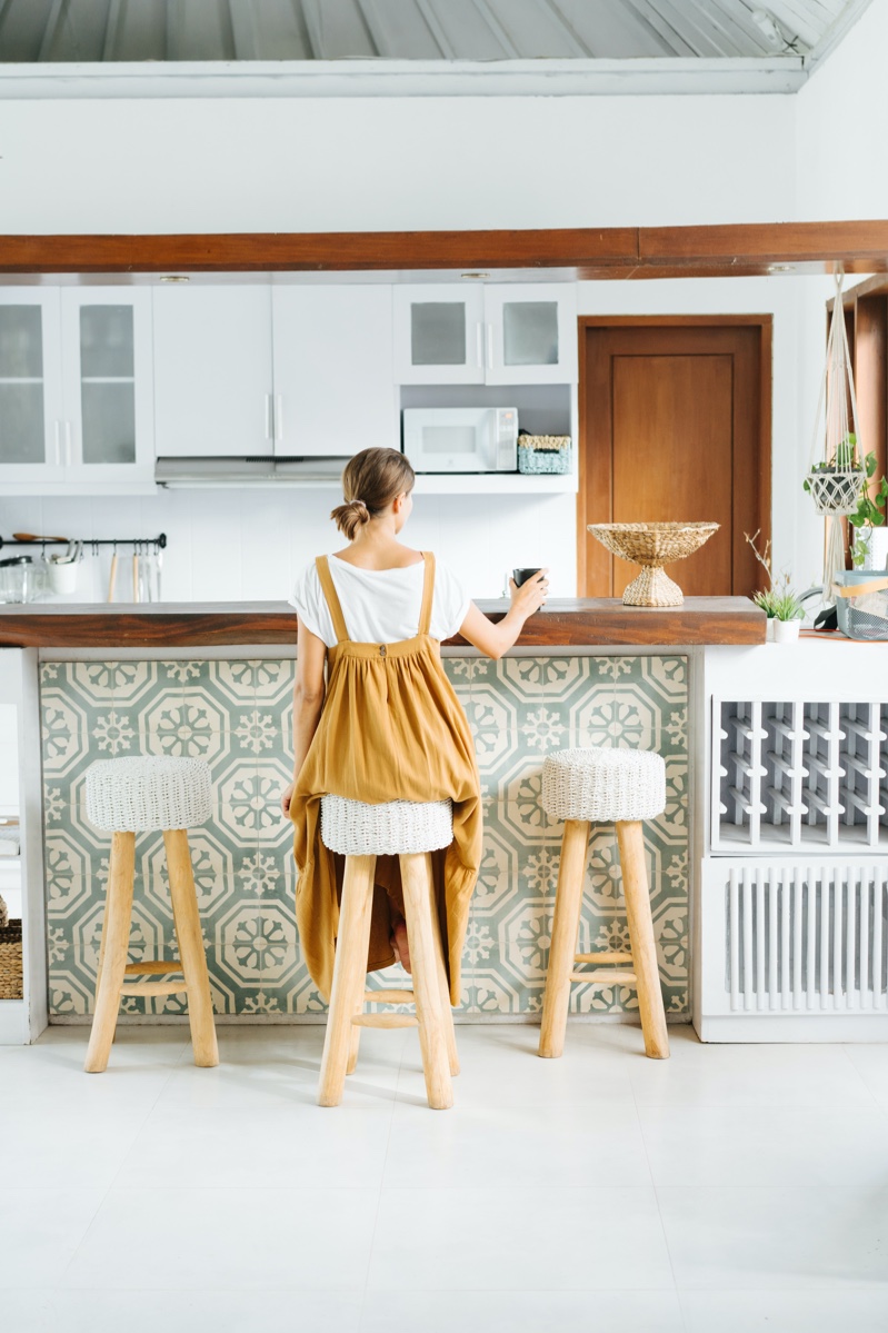 Woman Backless Chairs Boho Kitchen Decoration