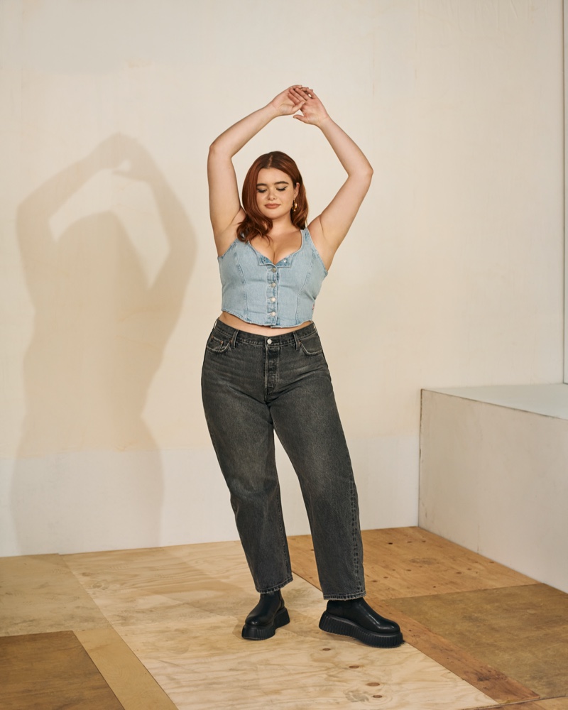 Barbie Ferreira Levi's 501 Jeans Blue Top