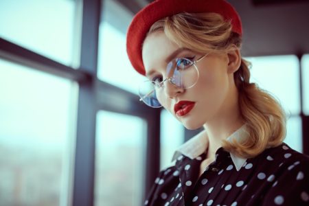 How to Wear Makeup With Glasses Blonde Model Red Beret Eyeglasses Lipstick