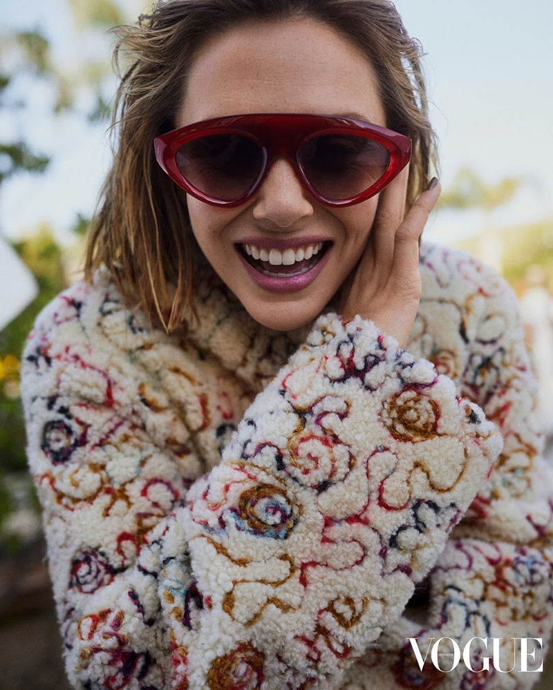 Elizabeth Olsen Chloe Coat Sunglasses