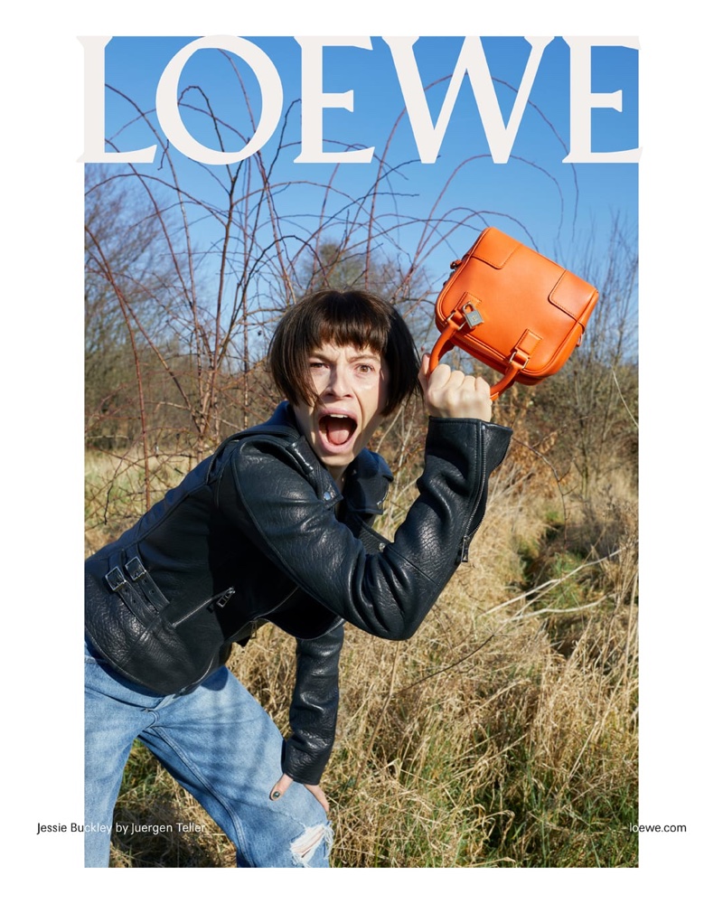 Jessie Buckley Loewe Amazona 16 Bag