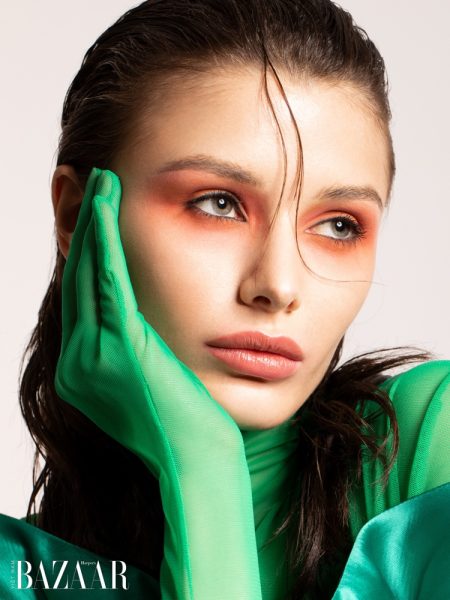 Renata Gubayeva Wears Glam Beauty in Harper's Bazaar Vietnam Renata Gubayeva Wears Glam Beauty in Harper's Bazaar Vietnam