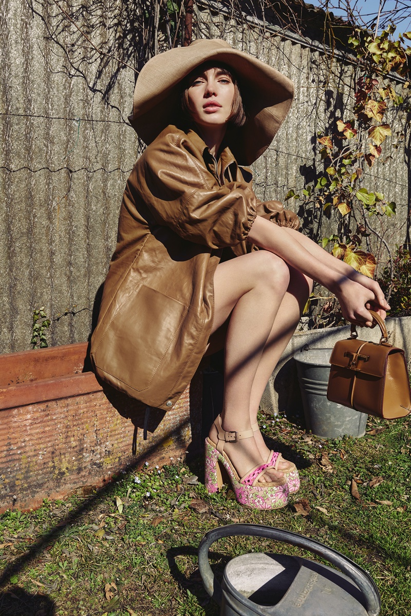 Anna Steiningerova Embraces Outdoor Fashion for ELLE Hungary