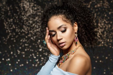 Reasons Why You Should Visit the Caribbean To Buy Jewelry Black Fashion Model Colorful Jewelry