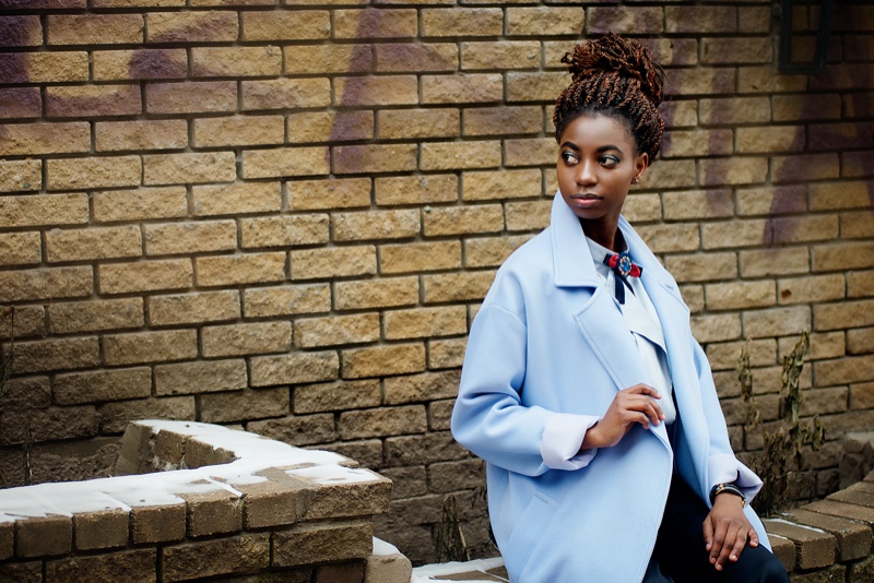 British Fashion Blue Coat Street Black Model