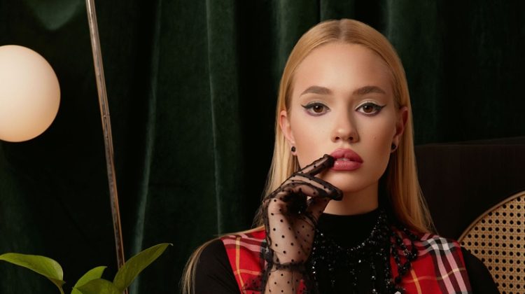 Exclusive: Emma Kay Crow by Arianna Vetere in ‘Empty Home’