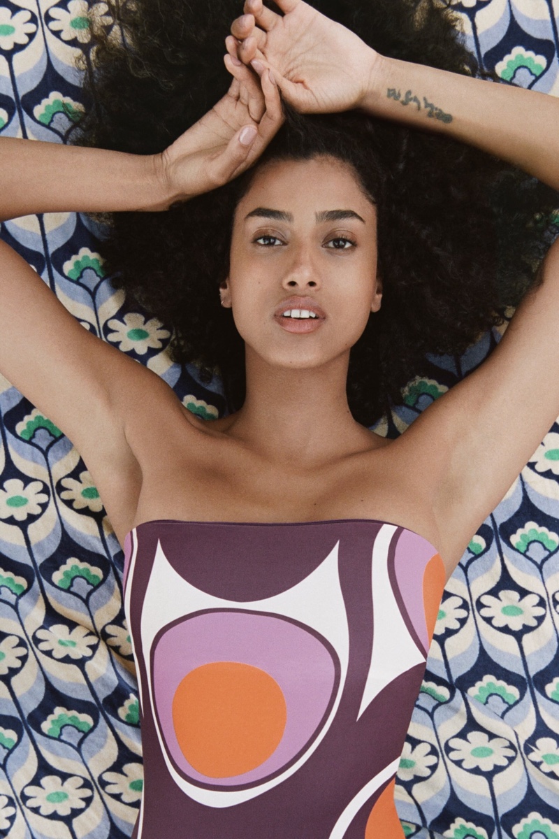 Imaan Hamman Embraces Summer in Zara Swimwear