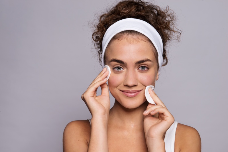 Model Skincare Cotton Rounds Face