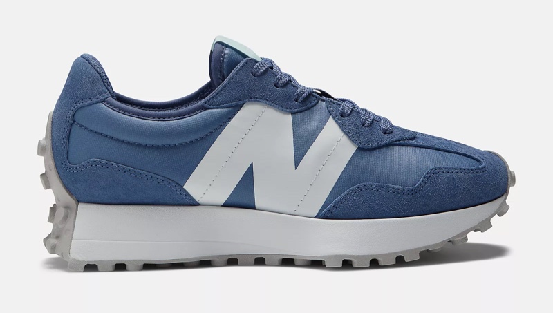 New Balance 327 Sneakers