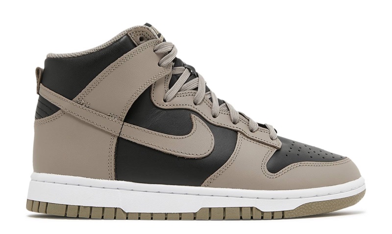 Nike Womens Nike Dunk Moon Fossil