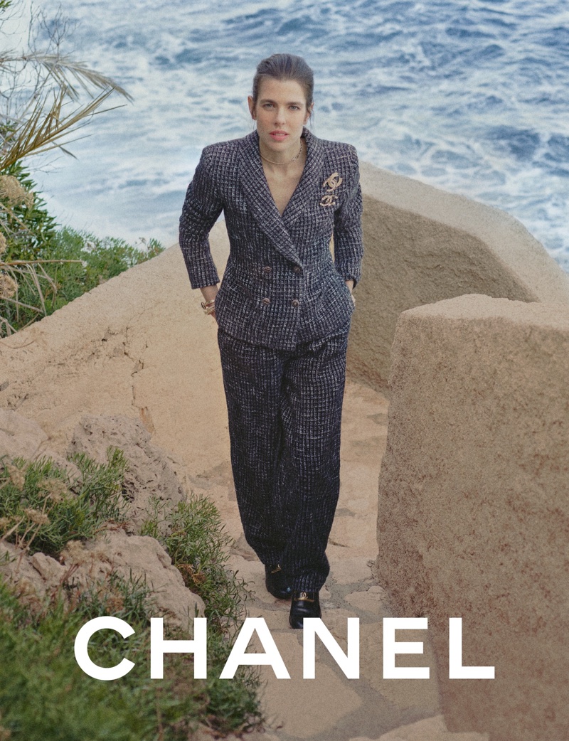 Chanel Tweed Suit Pre-Fall 2022 Collection