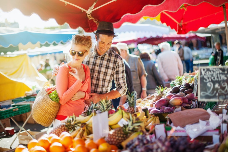 Couple Farmers Market Fruit Vegetables Food