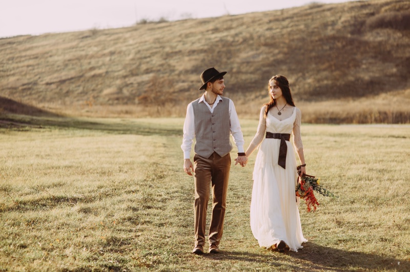 Rustic Wedding Fashion Outdoors