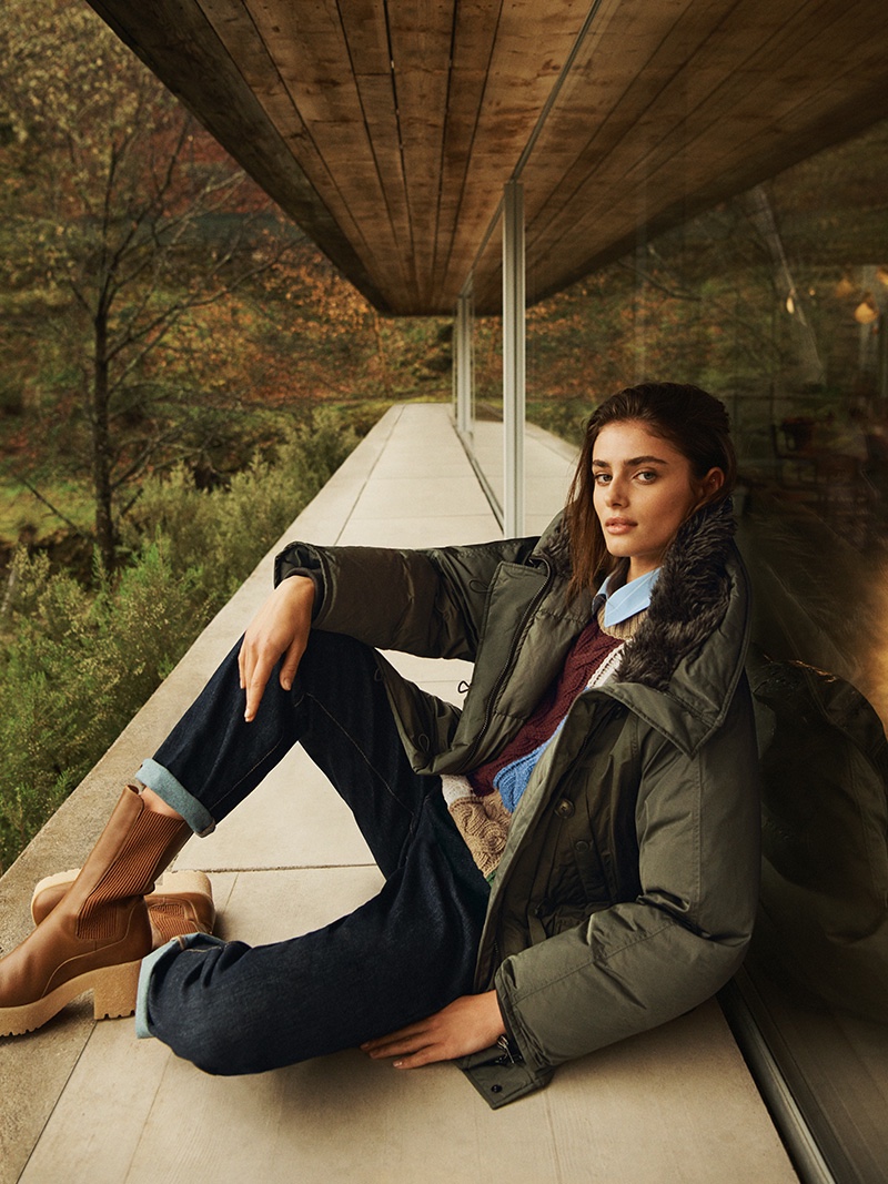 Taylor Hill Layers Up in Weekend Max Mara Fall 2022 Campaign