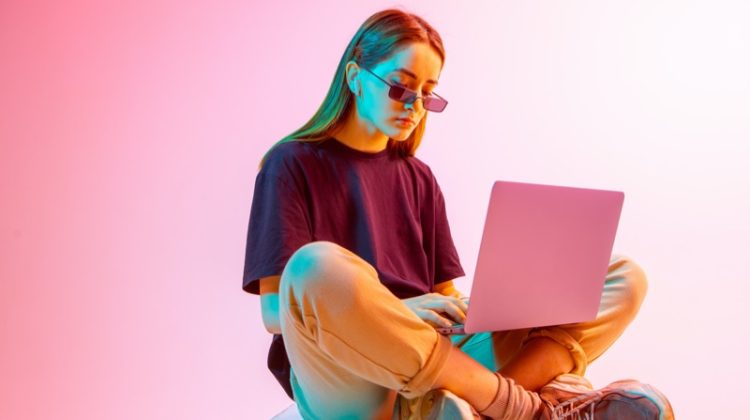Stylish Girl Research Laptop