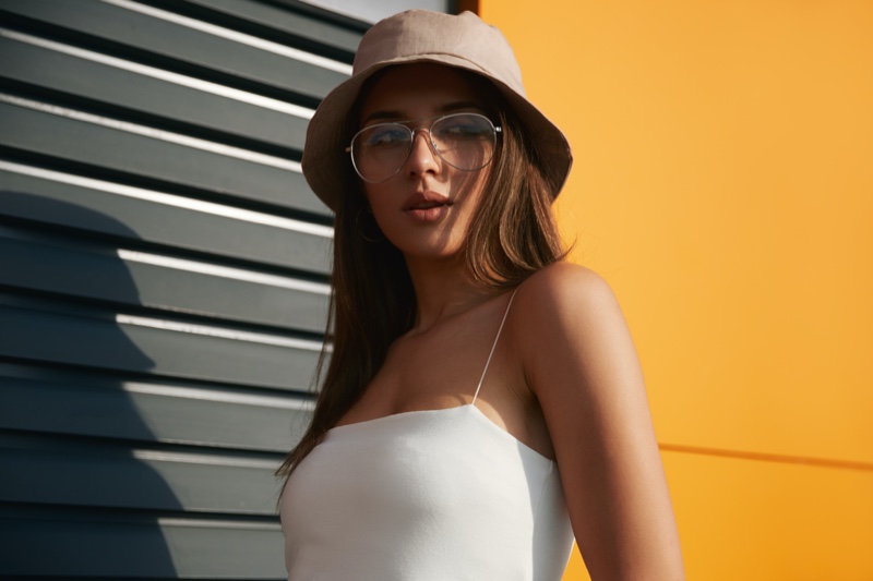 Woman Bucket Hat Glasses Trendy