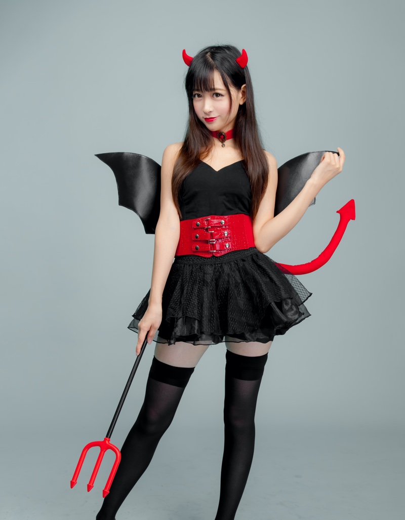 Asian Model Sexy Devil Costume