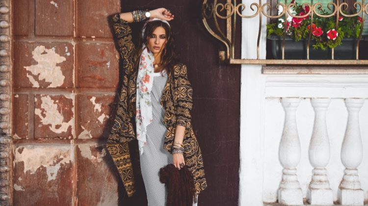 7 Coastal-Inspired Outfits to Try This Fall