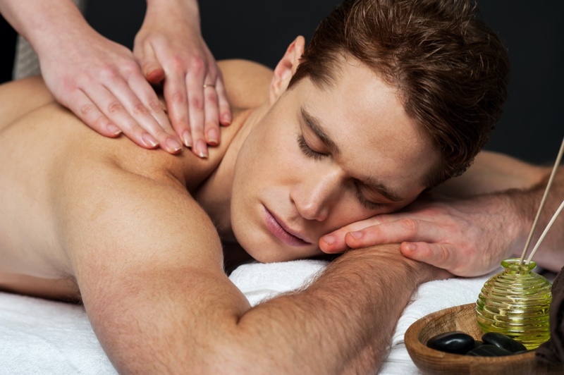 Man Spa Treatment Back Massage