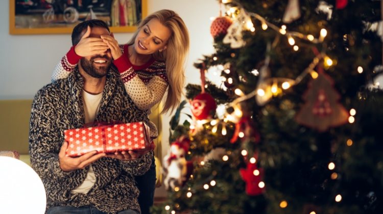 Woman Christmas Gift Boyfriend Couple