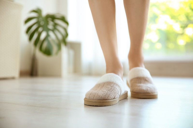 Womens Legs Slippers Fluffy