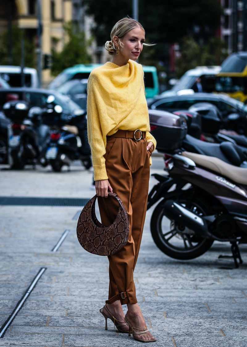 Yellow Sweater High Waist Trousers Fall Outfits