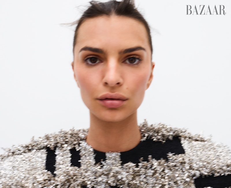 Emily Ratajkowski Face Makeup