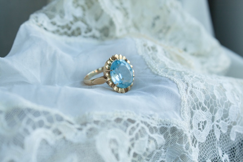 Vintage Engagement Ring Aquamarine Stone
