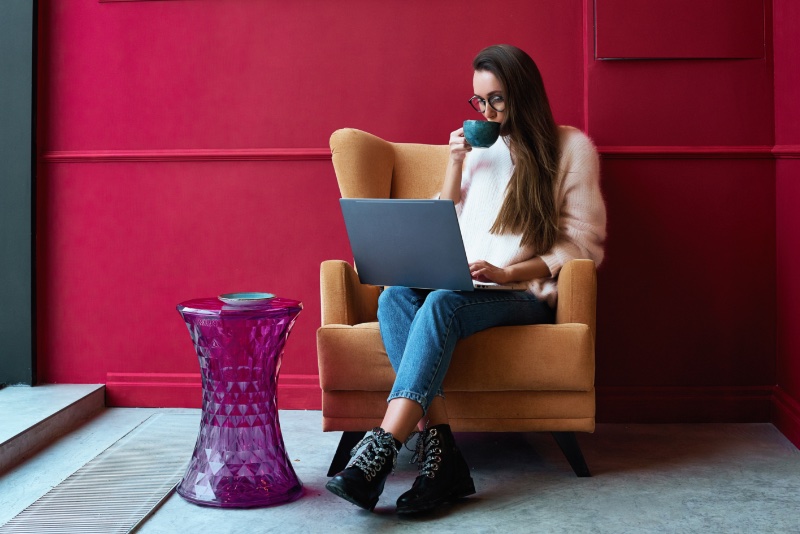 Woman Laptop Style Coffee