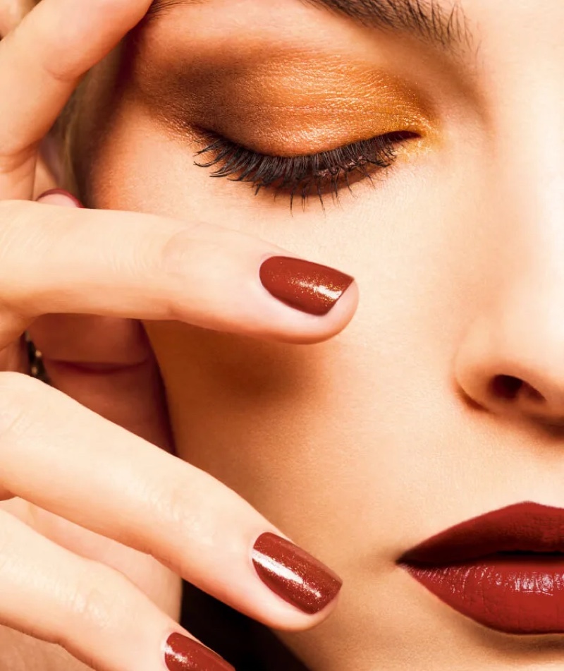 Gold Eyeshadow Chanel Makeup Holiday 2022
