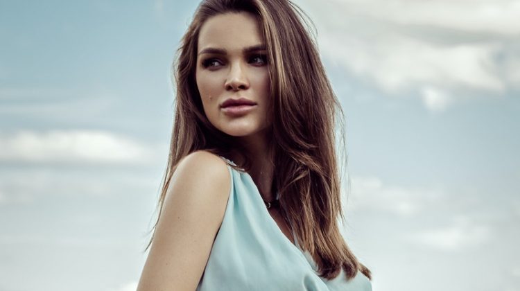 Guide to Choosing the Best Maternity Dress: 6 Tips