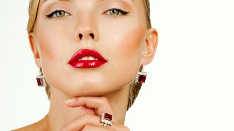 What Kind of Gemstone or Jewelry Is Manik?