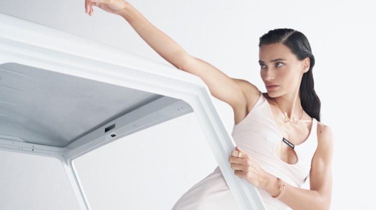Saadet Aksoy Takes the Spotlight for Harper’s Bazaar Turkey