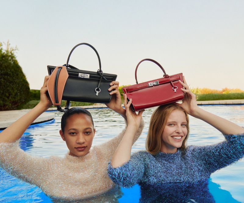 Tory Burch spotlights Lee Radziwill Cat Eye bag in Holiday 2022 campaign.