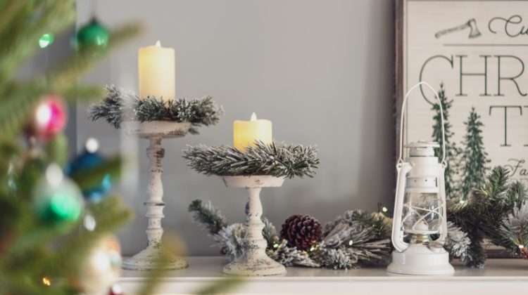 farmhouse style christmas mantle